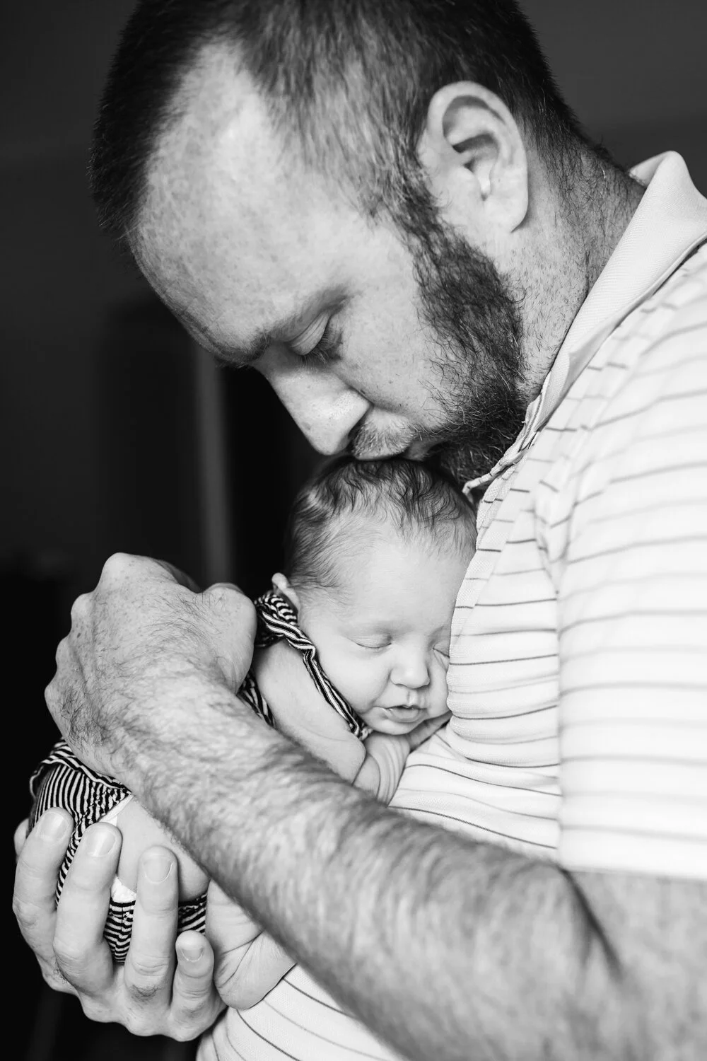 wilmette lifestyle newborn photographer.jpg