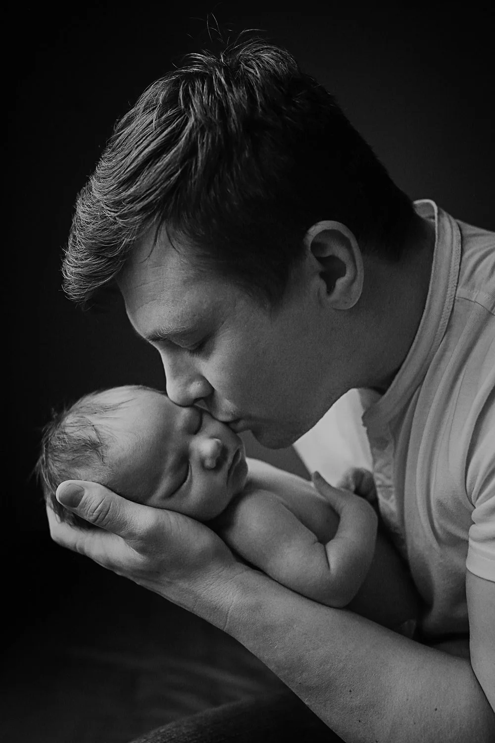 newborn-father-baby-chicago.jpg