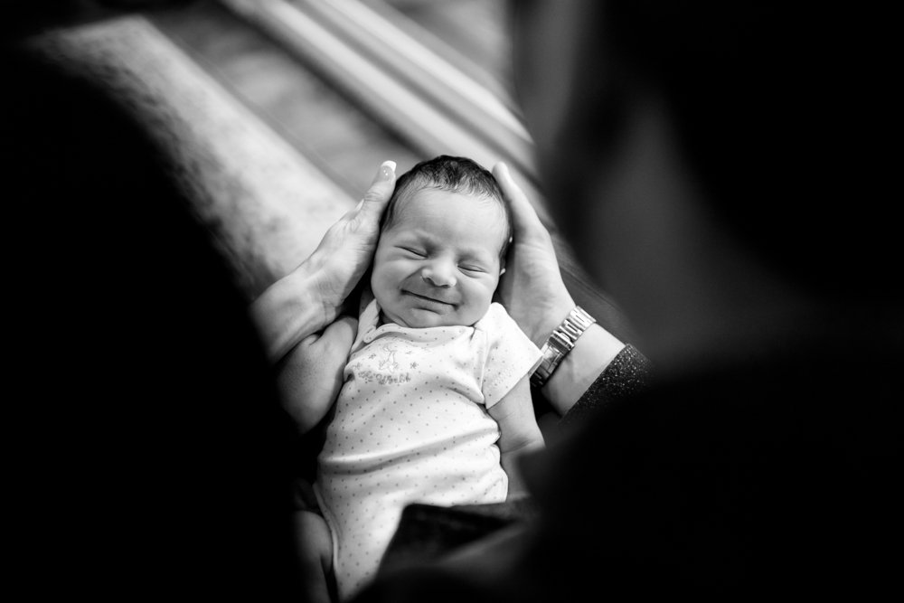 chicago-newborn-first-smile-parents.jpg