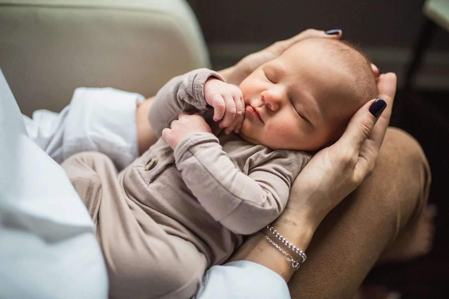 newborn-family-portrait-chicago.jpg