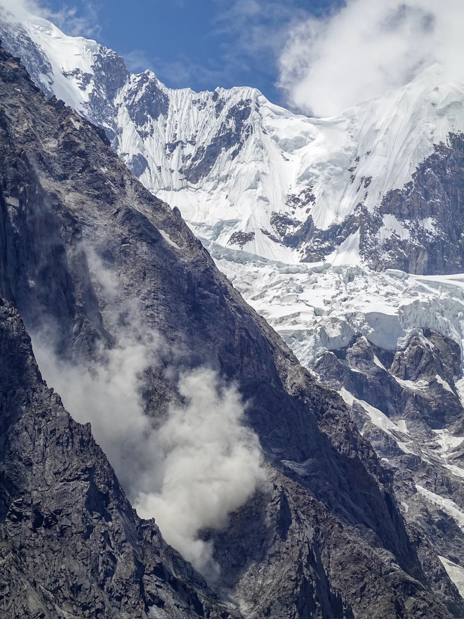 Avalanche in Hunza, Pakistan