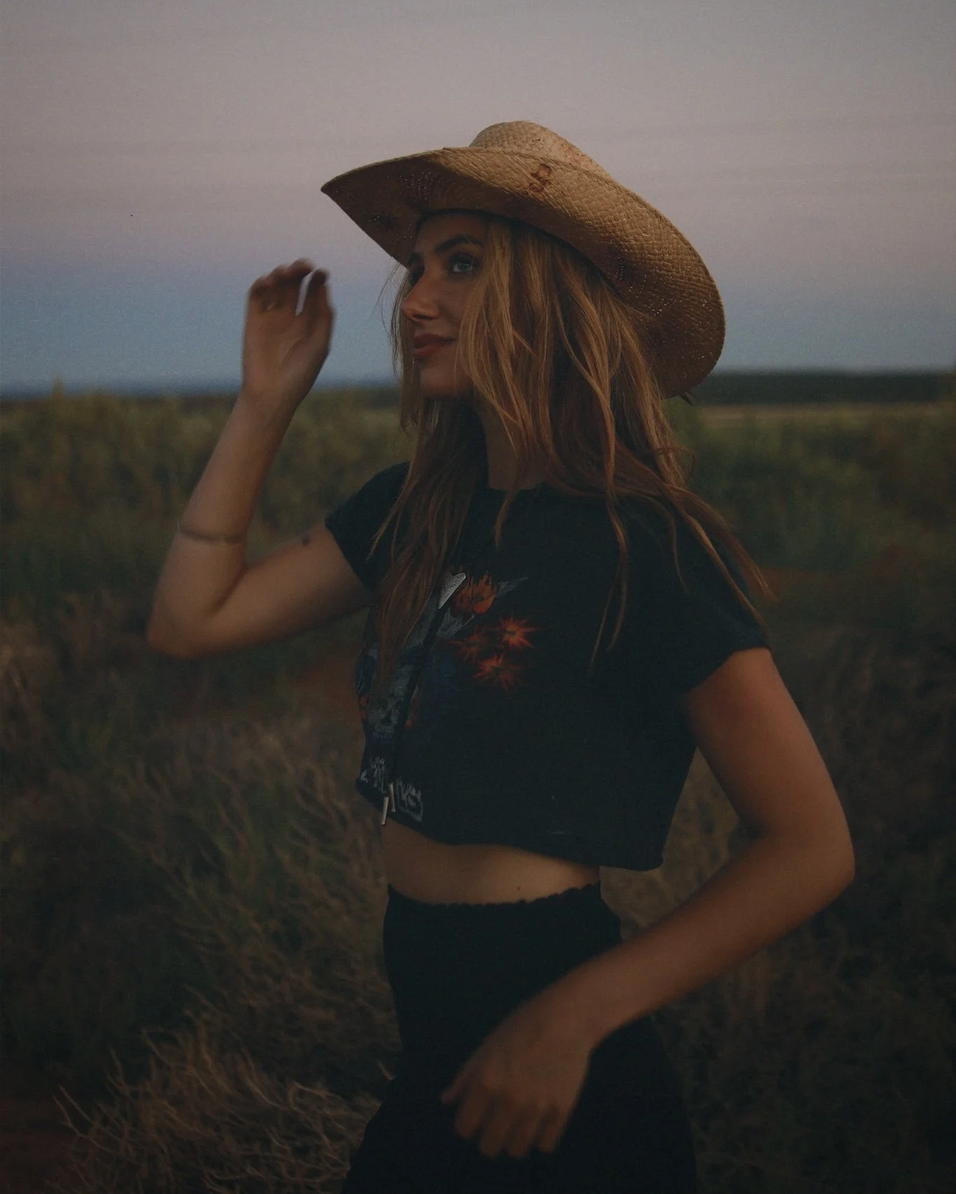 Western creative photoshoot in Southern Utah.