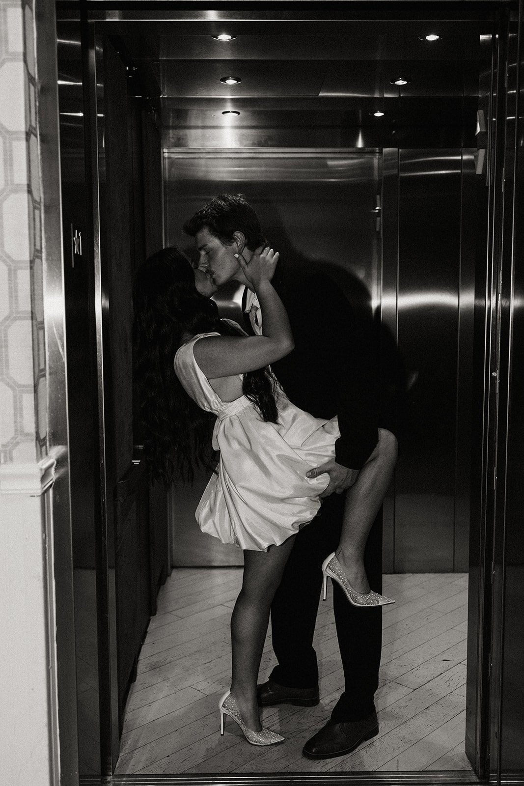 Styled couple photography in Mississippi