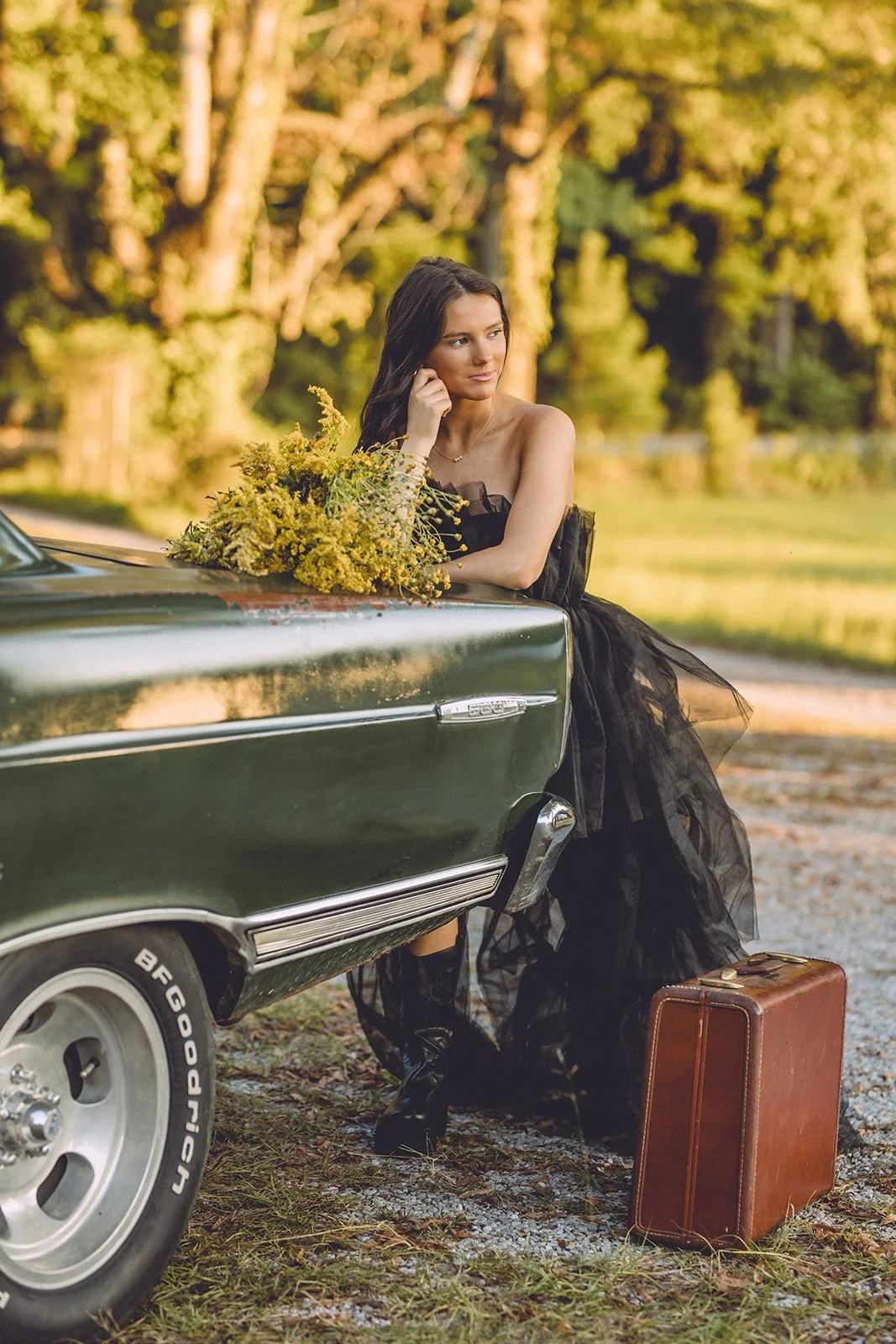 Creative senior photoshoot in Mississippi.