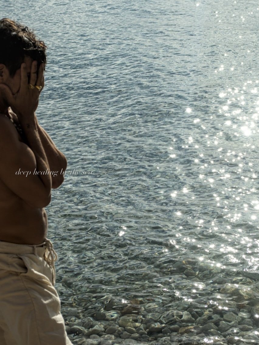 sometimes all you need is a deep dive into your ocean. The water shows up your deepest secrets and shadows. To transform these into pure, bright light. 
We are all waves, finding their individual way to the coast. Together. 

@zacharyjosephtaylor 

#