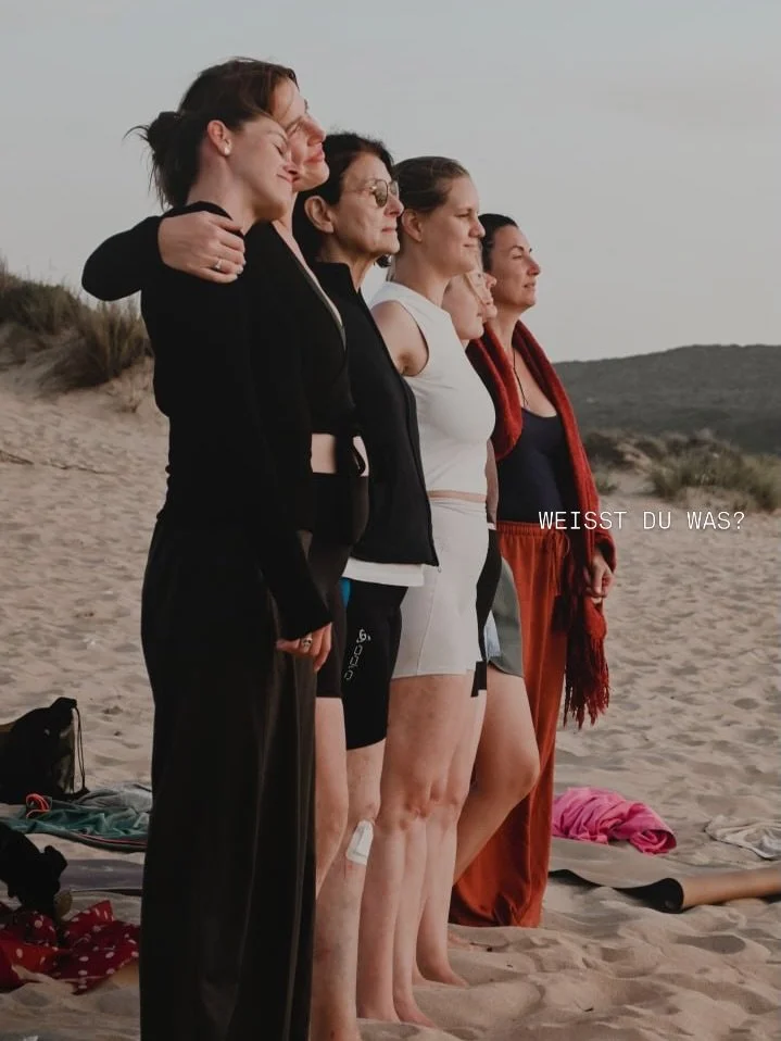 Was, wenn es das Leben gut mit dir meint? 

Anbei eine Hand voll Liebe | soulwaves 2026 mit dem Herzensmenschen @yogabyfabi 

#retreatfotografie #mutzumleben #innererweg