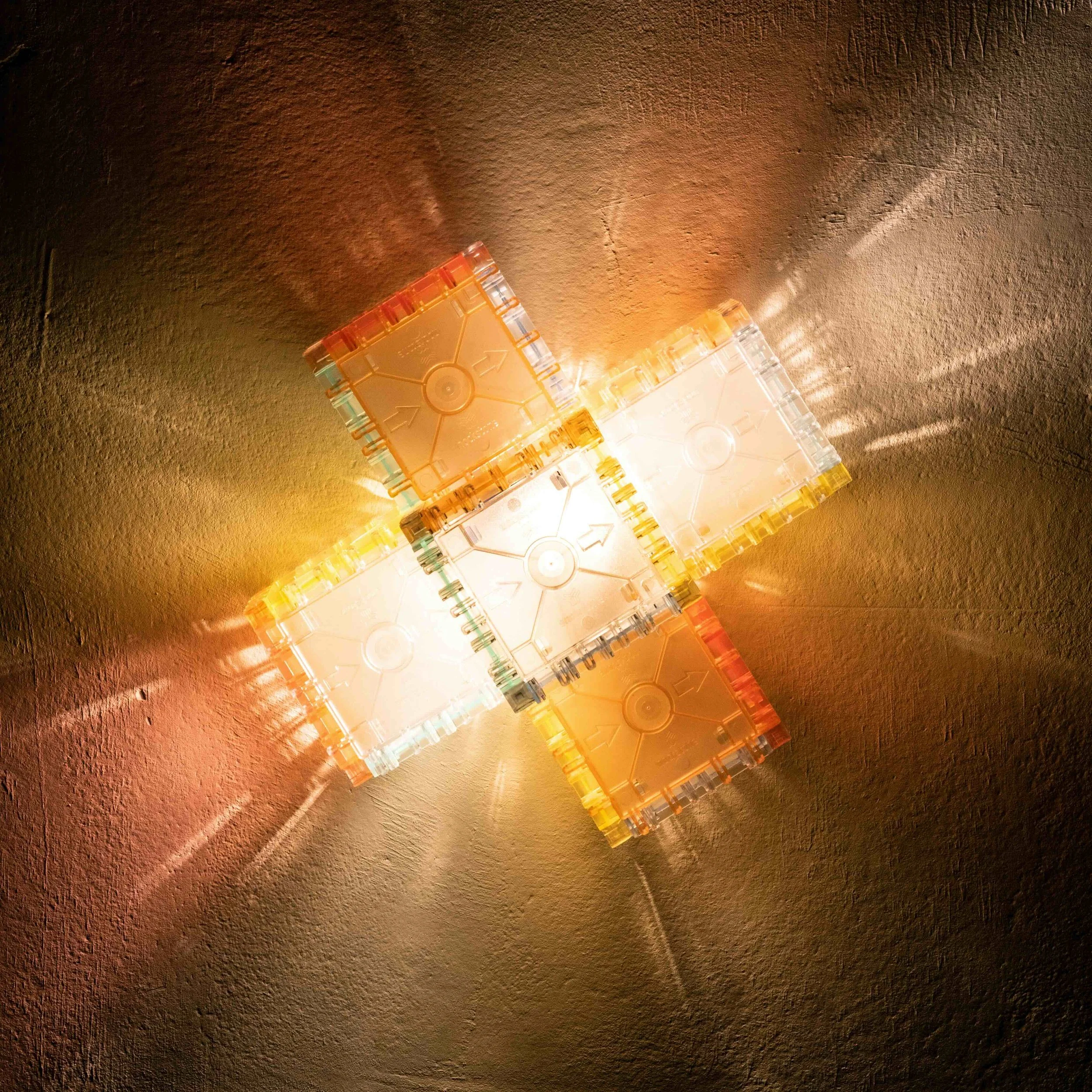 Holografic Plus Ceiling -wall-1.jpeg