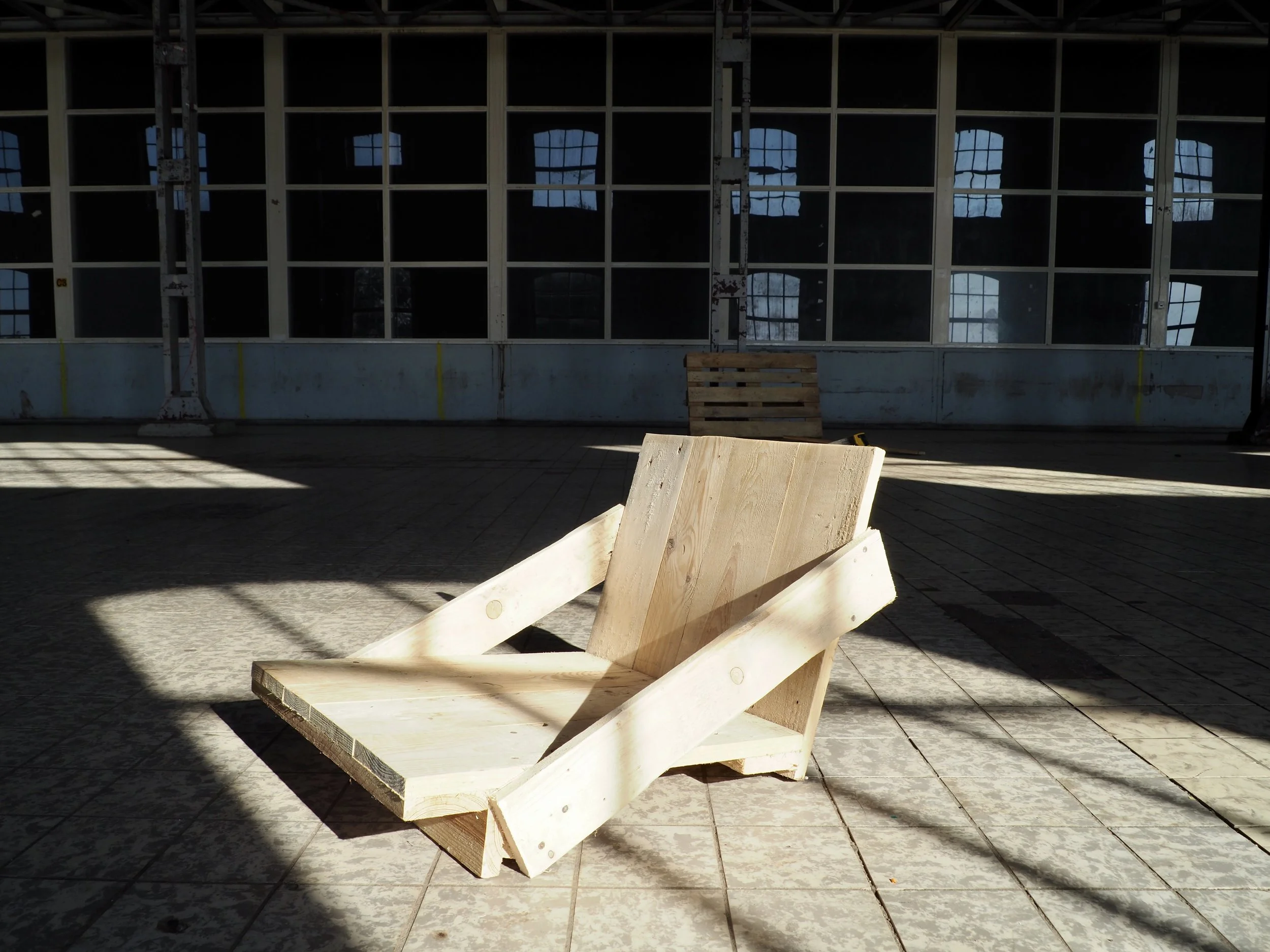 Appie – Eén pallet, één stoel