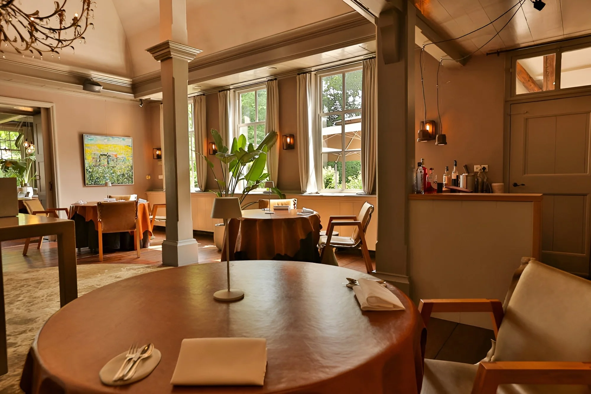 Restaurant.jpg
