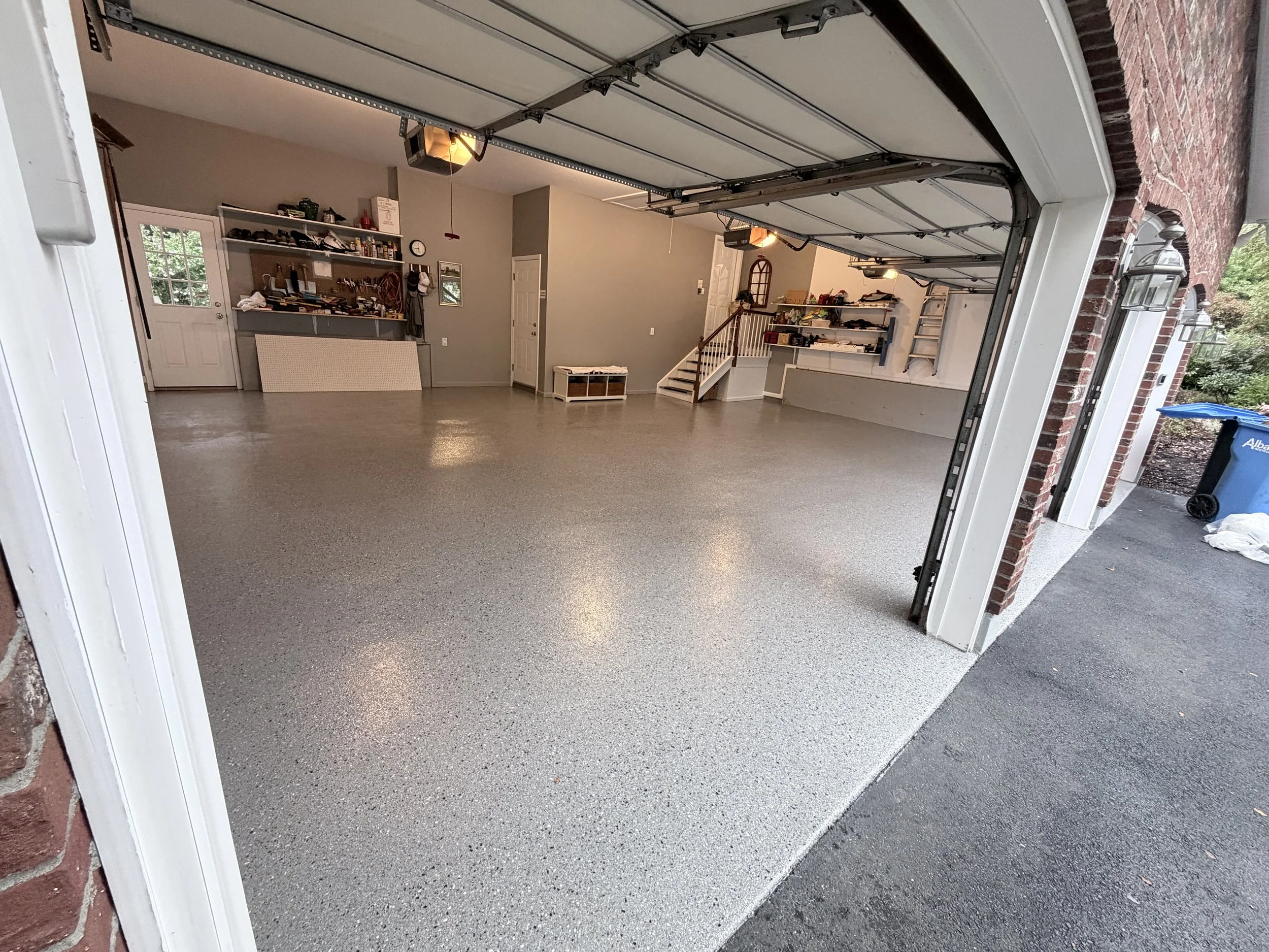 3 car garage epoxy with shale flake