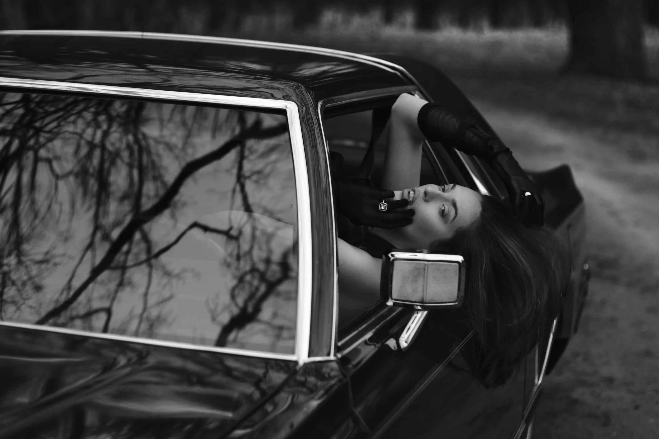 Umów sesję kobiecą, ciążową, biznesową, rodzinną lub dla par w Bydgoszczy, Lesznie lub Poznaniu i stwórzmy razem naturalne, ponadczasowe zdjęcia.