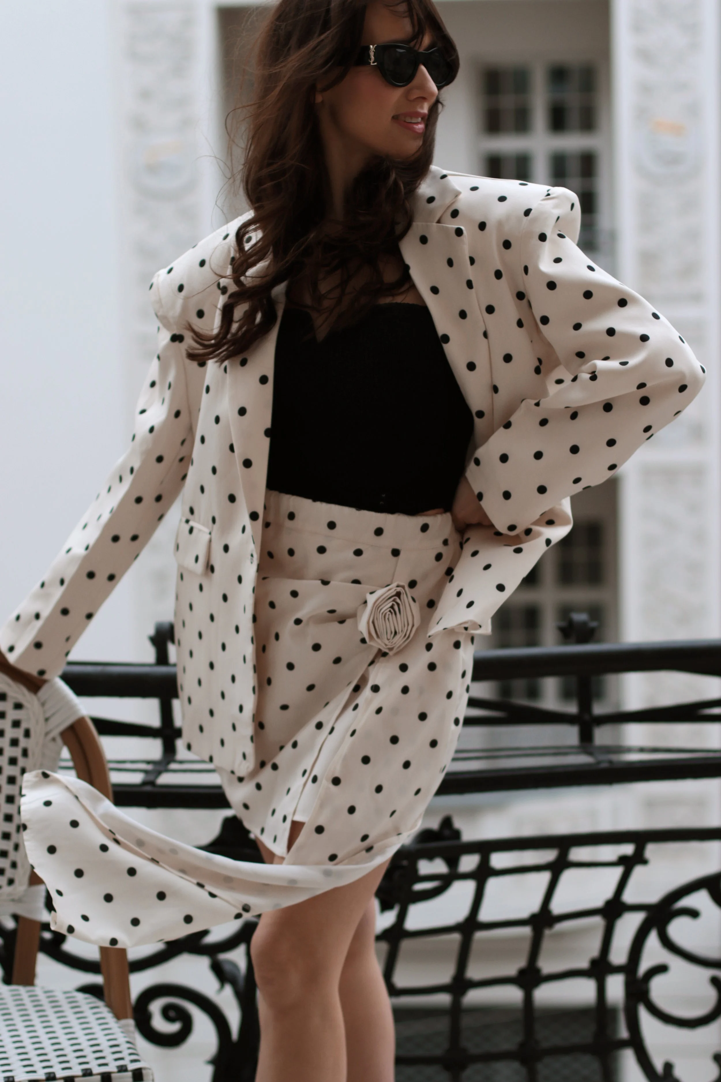 Umów sesję kobiecą, ciążową, biznesową, rodzinną lub dla par w Bydgoszczy, Lesznie lub Poznaniu i stwórzmy razem naturalne, ponadczasowe zdjęcia.