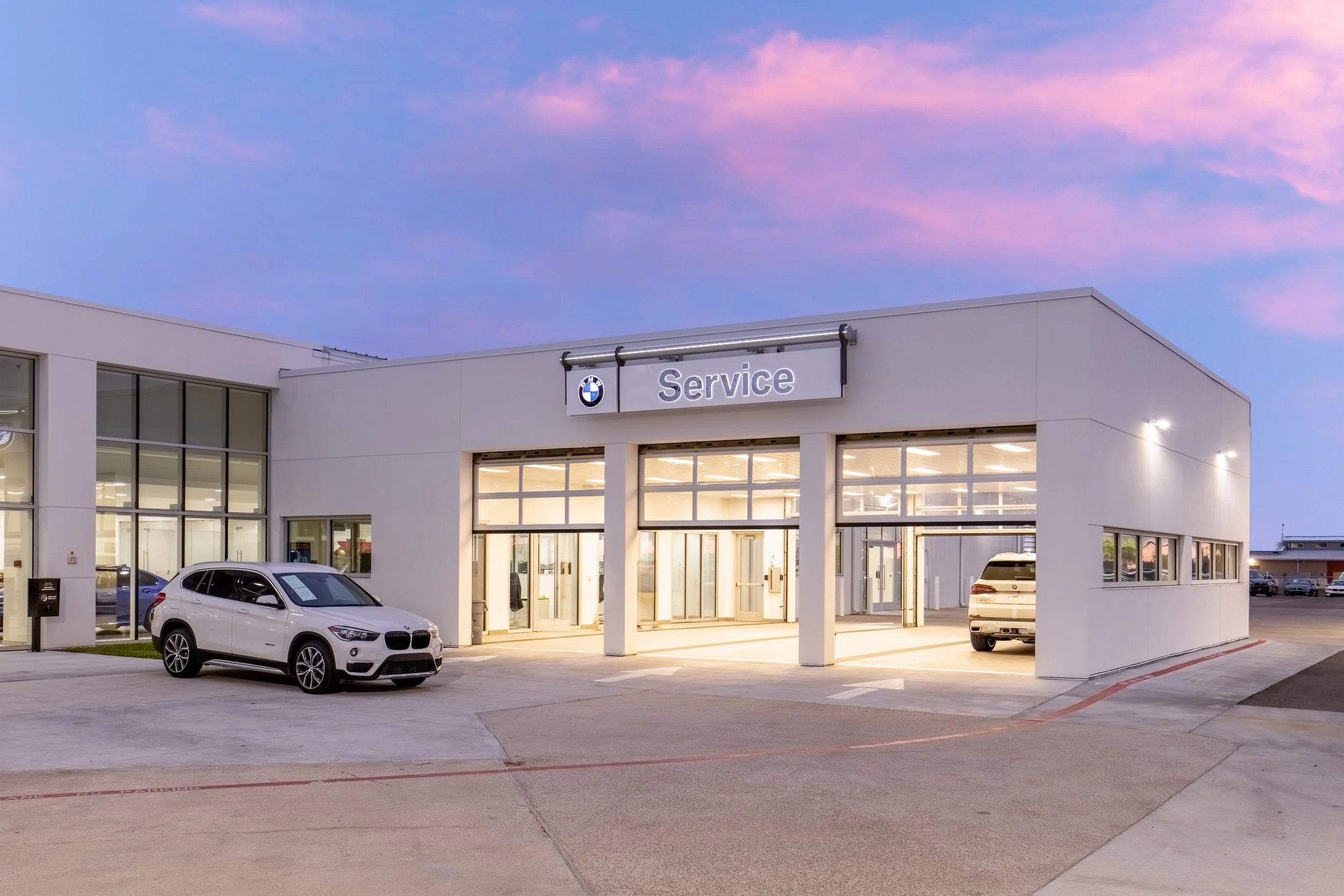 JPAGE-Construction-BMWofCCArch--6.jpg