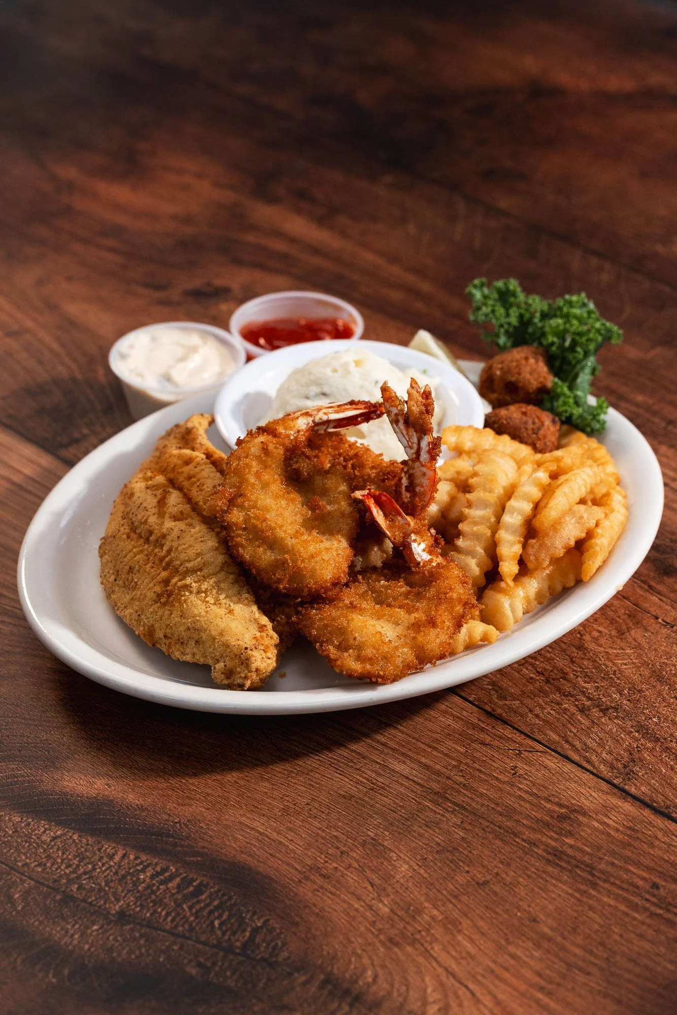 JPAGE-Food-Nolans-Web-4806-Catfish Shrimp Combo.jpg