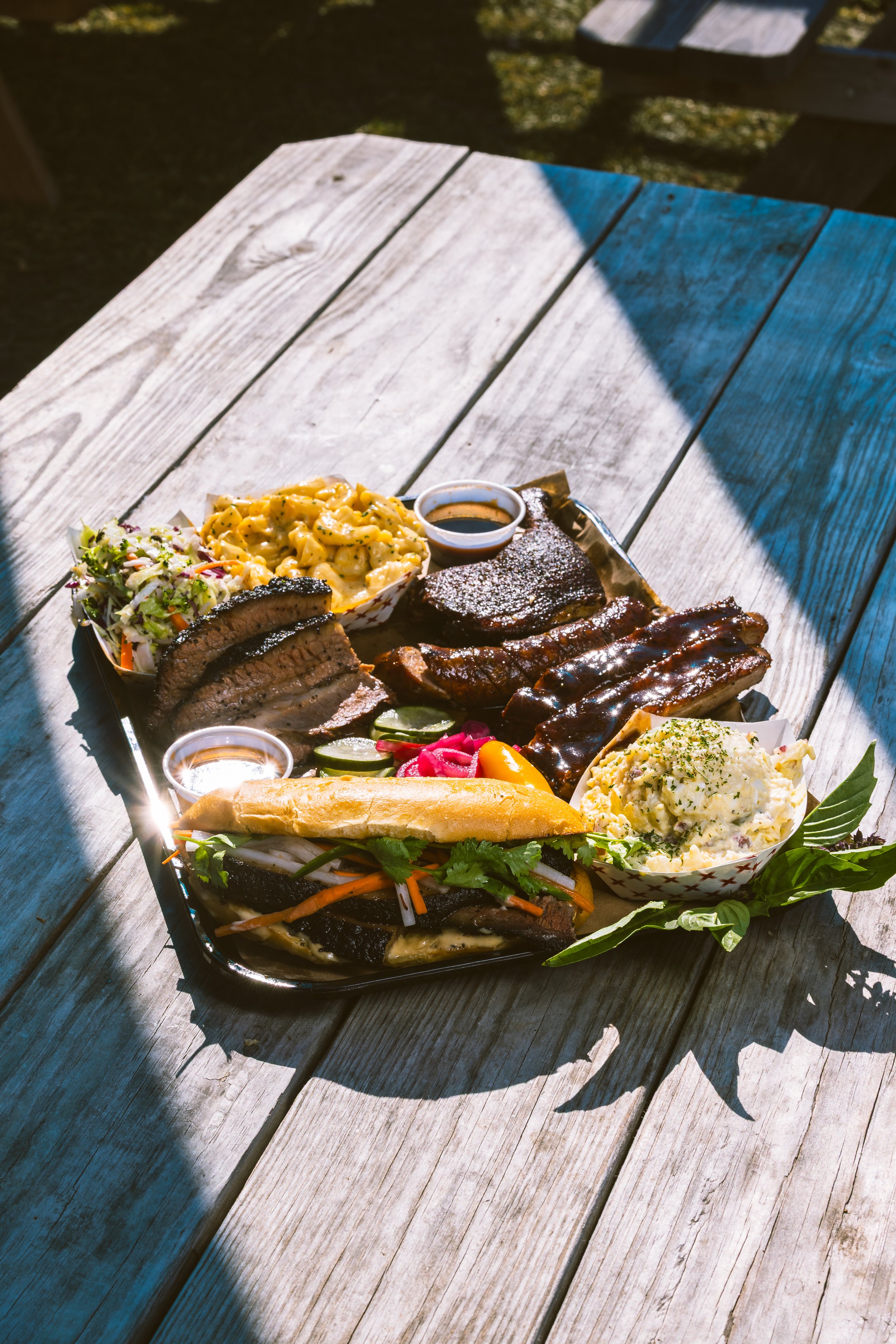 JPAGE-Editorial-TheBend-FullSendBBQ-0490.jpg
