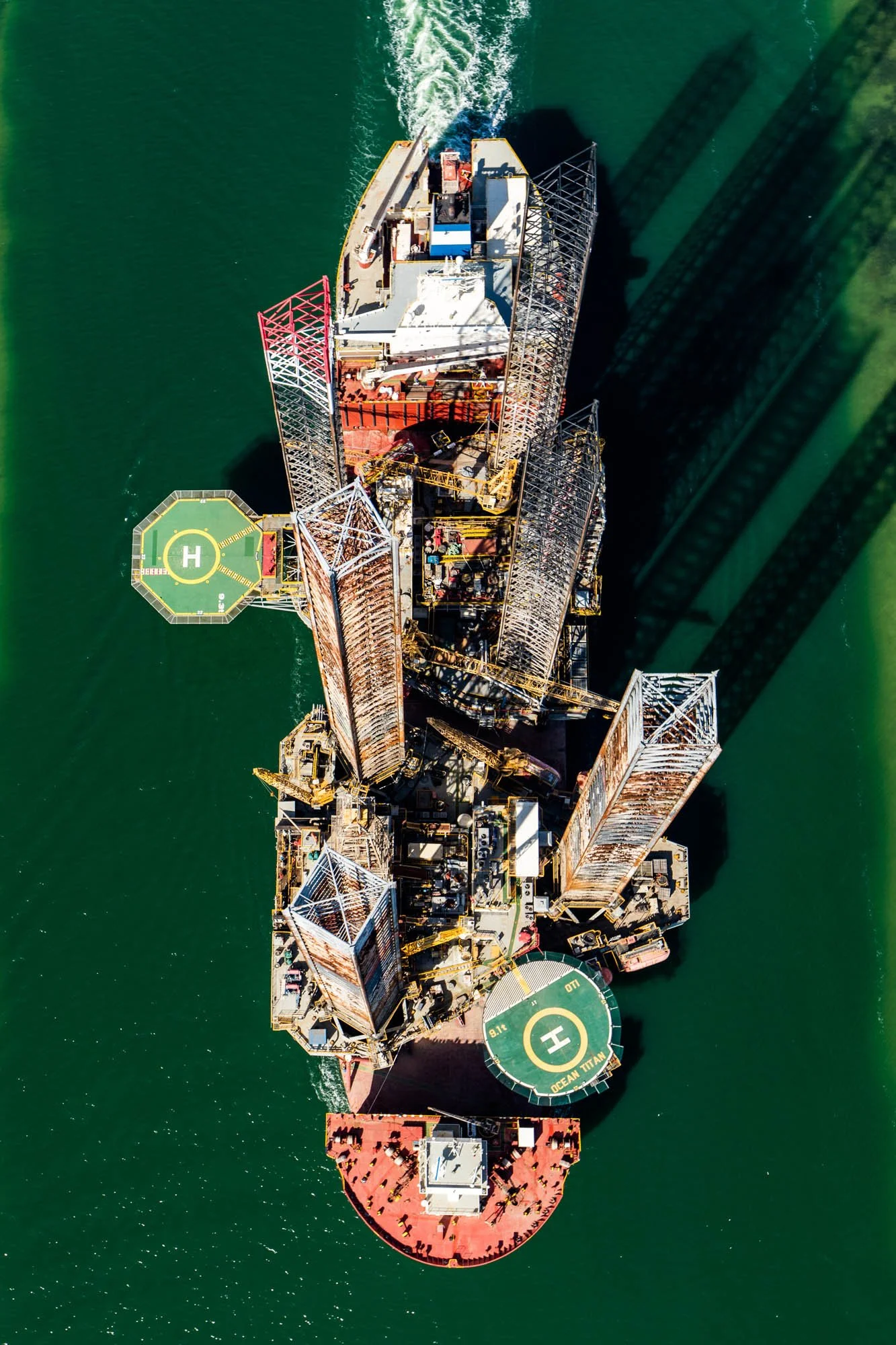 JPAGE-CommercialIndustrial-OHTAlbatross-DualJackup-CorpusChristi-5708-2.jpg