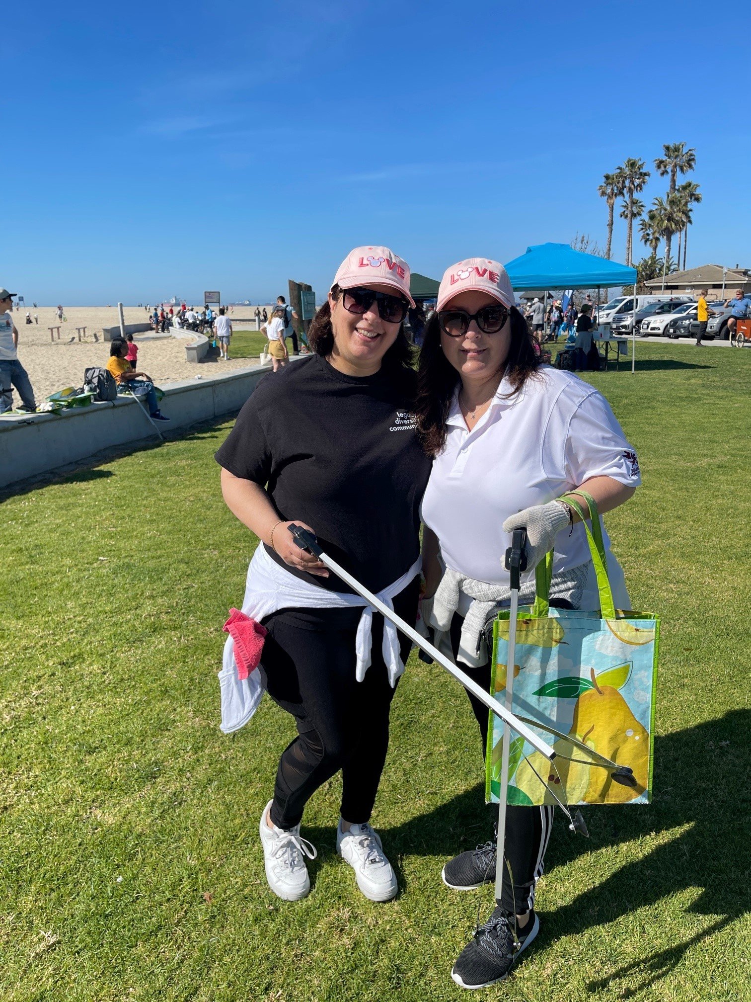 beach clean up 1.jpg