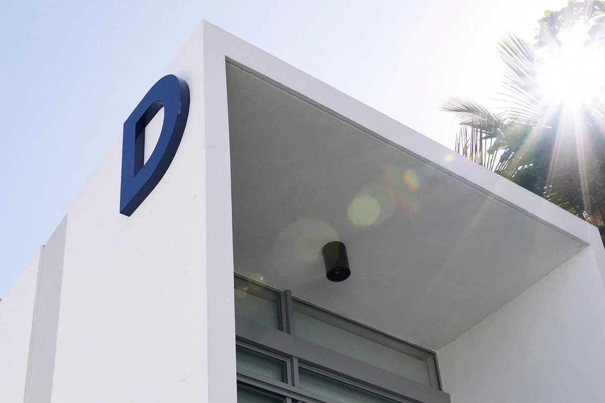namb_brandsignage4_glg.jpg
