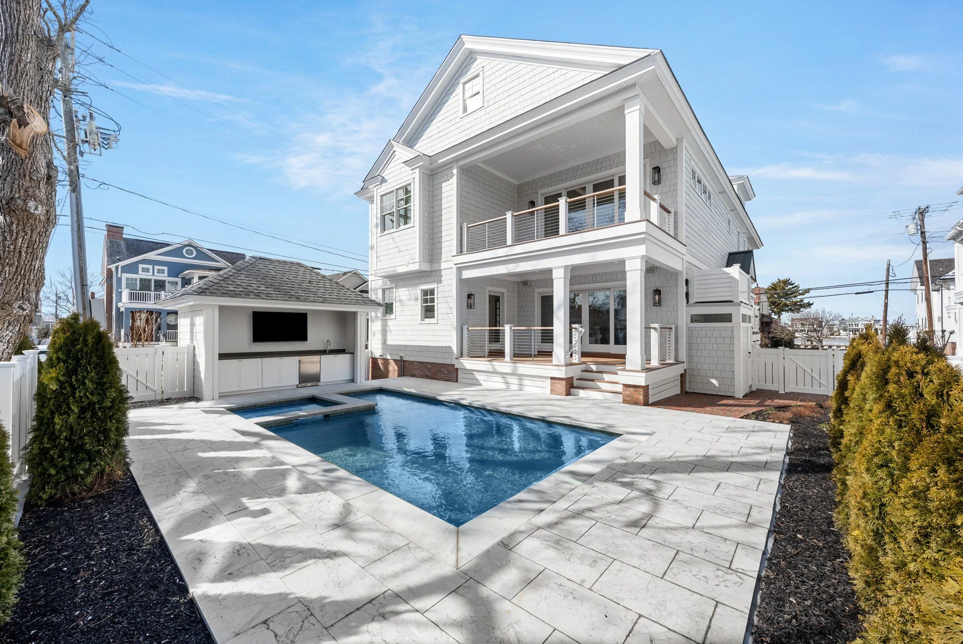 106th backyard.jpg