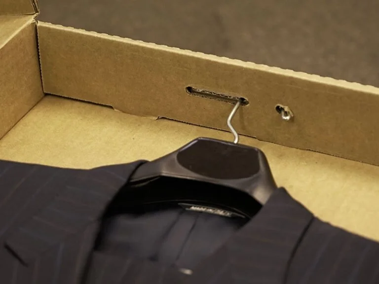 suitor-box-detail-2-768x576.jpg