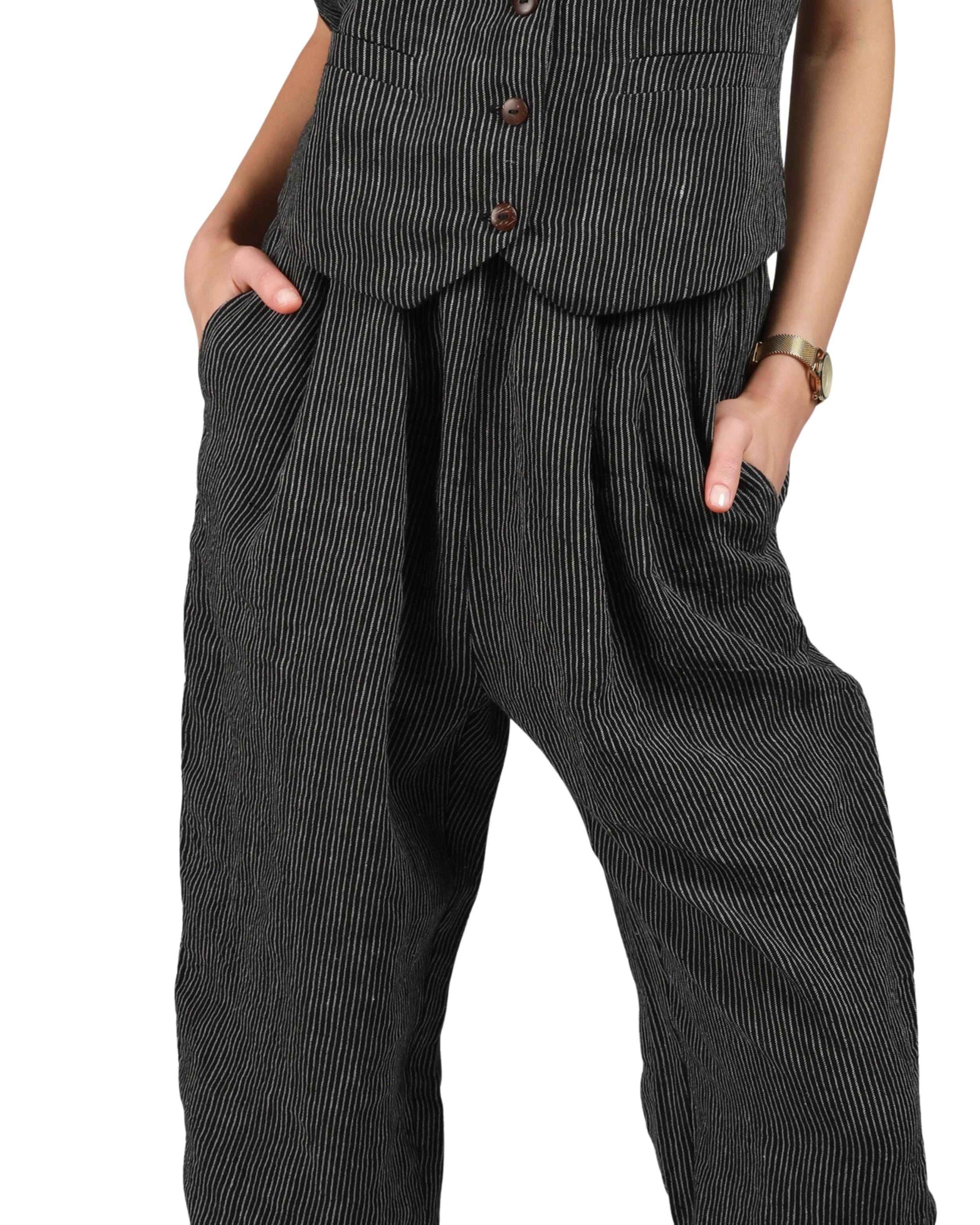HUKK CLOTHES SQAURES.PNG