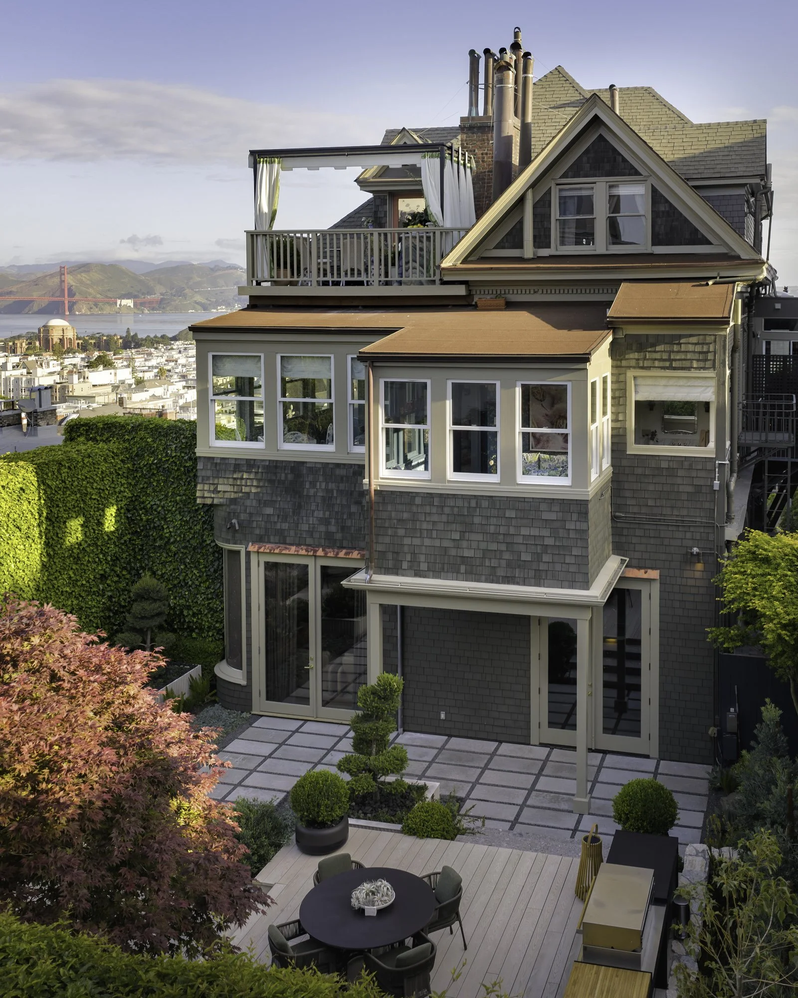 2515 Broadway-4.jpg
