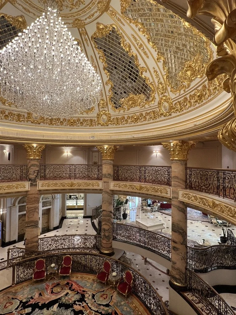 Raffles The Palm: Dubai Glitz, Glamour and Exceptional Service