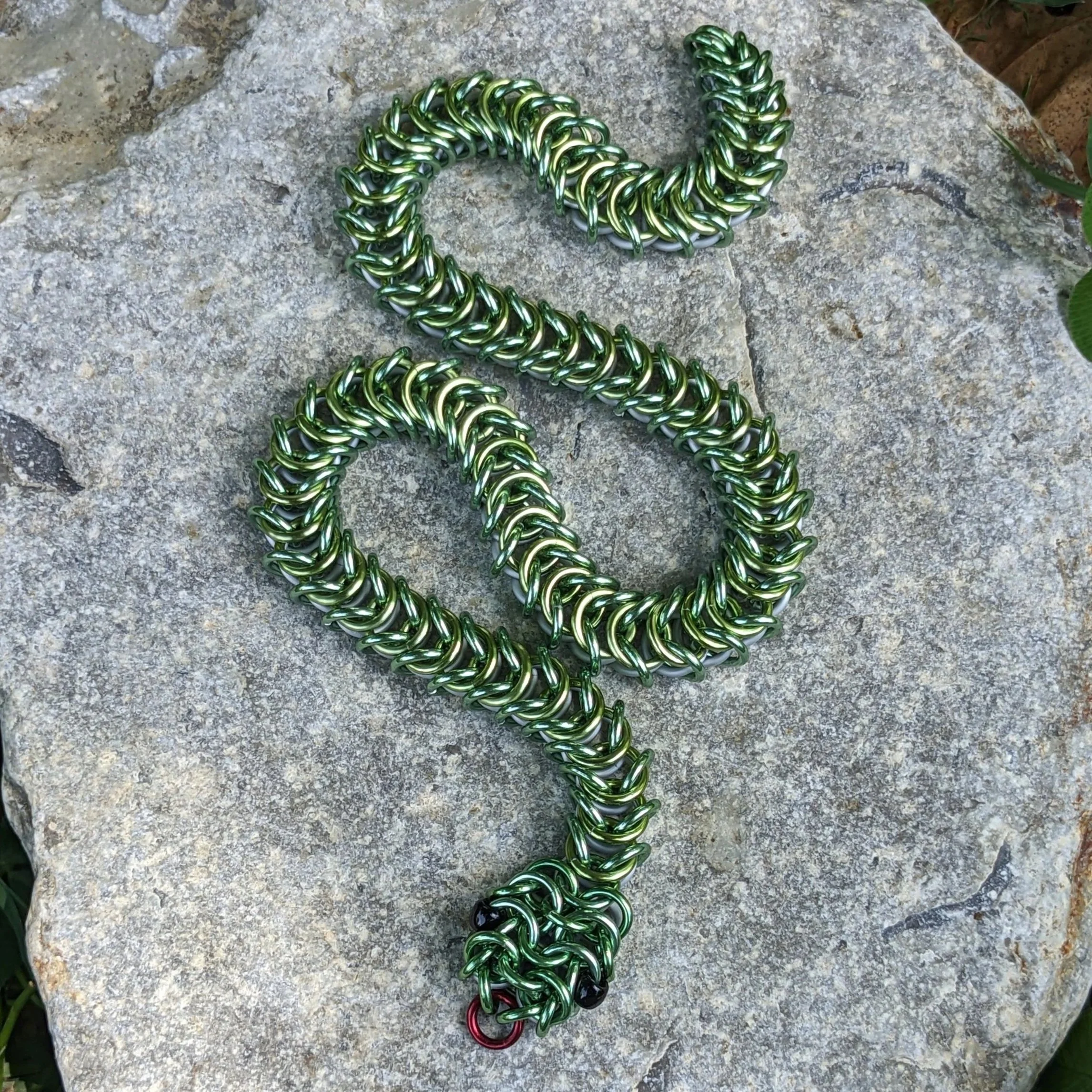Chainmaille Smooth Greensnake full body shot (Copy)