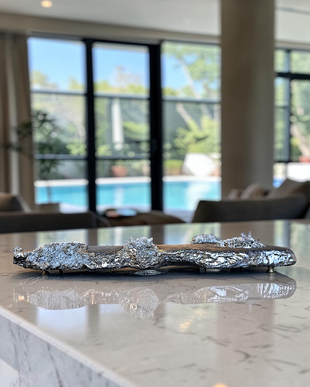"Held" | Signature Decorative Tray | Concrete Collection