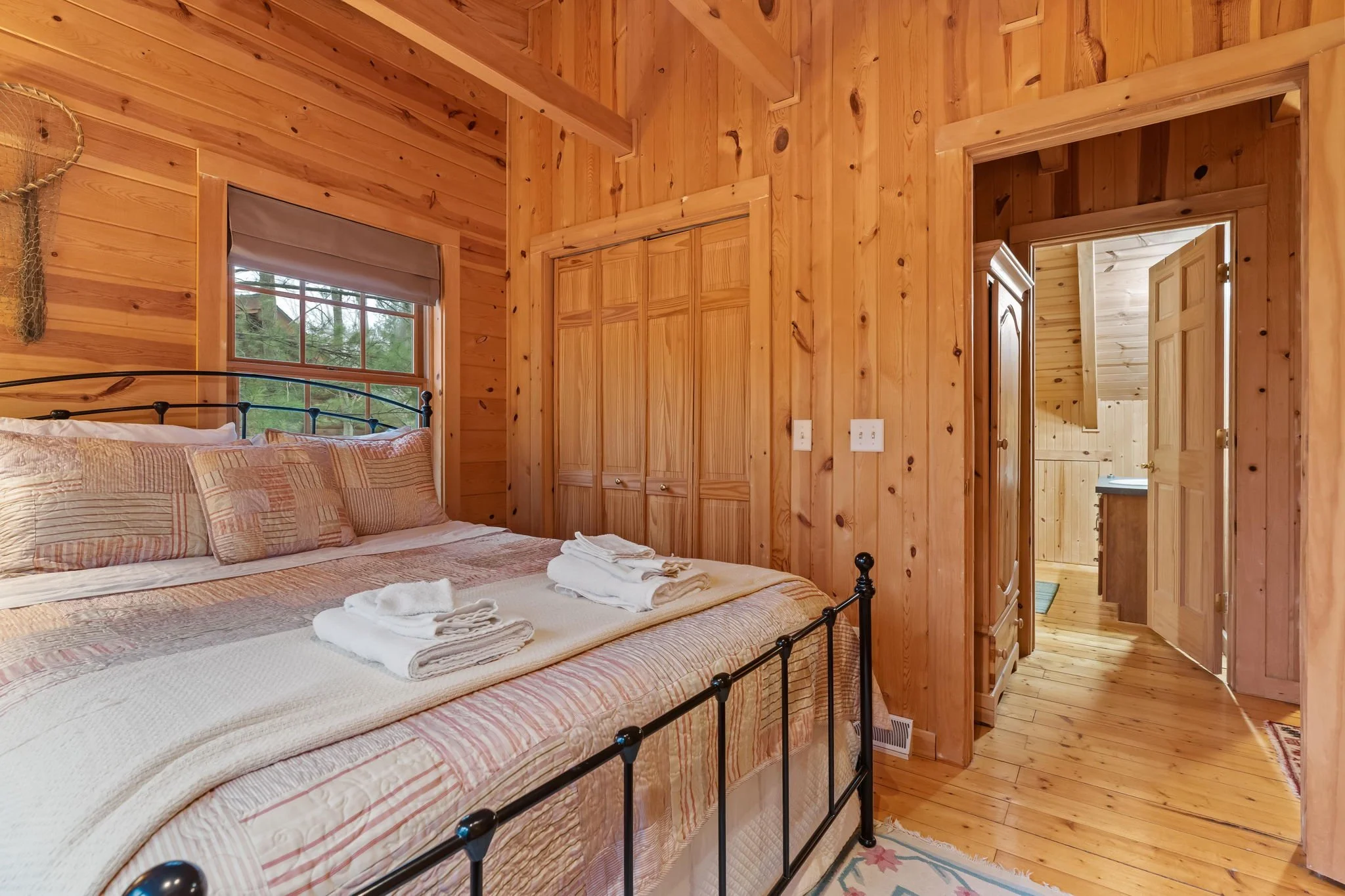 Upstairs Bedroom 2