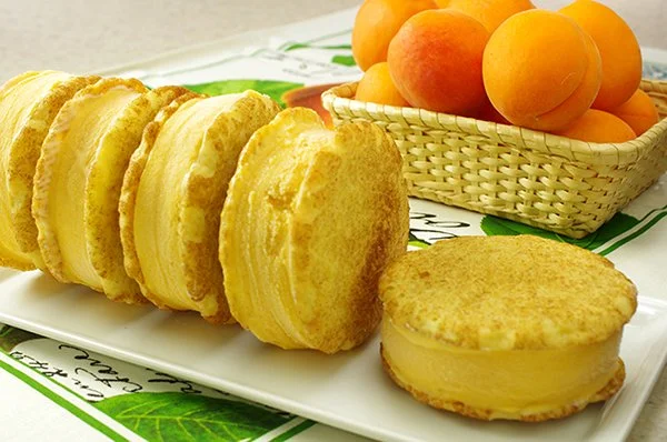 FINAL_APRICOT_600.jpg