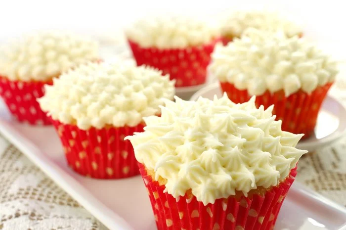 z2j_Finished_Almond_Cakes70.jpg
