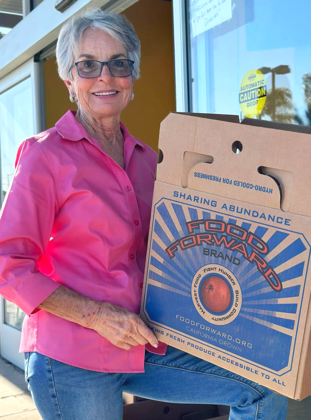 Food share delivery to farmworkers in Ventura County, volunteer in Ventura