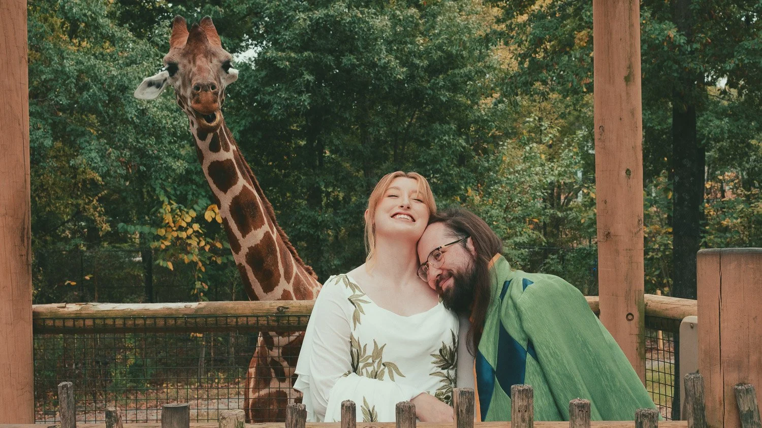 Sarah + Brandon | The Birmingham Zoo | Birmingham, Alabama | Oct