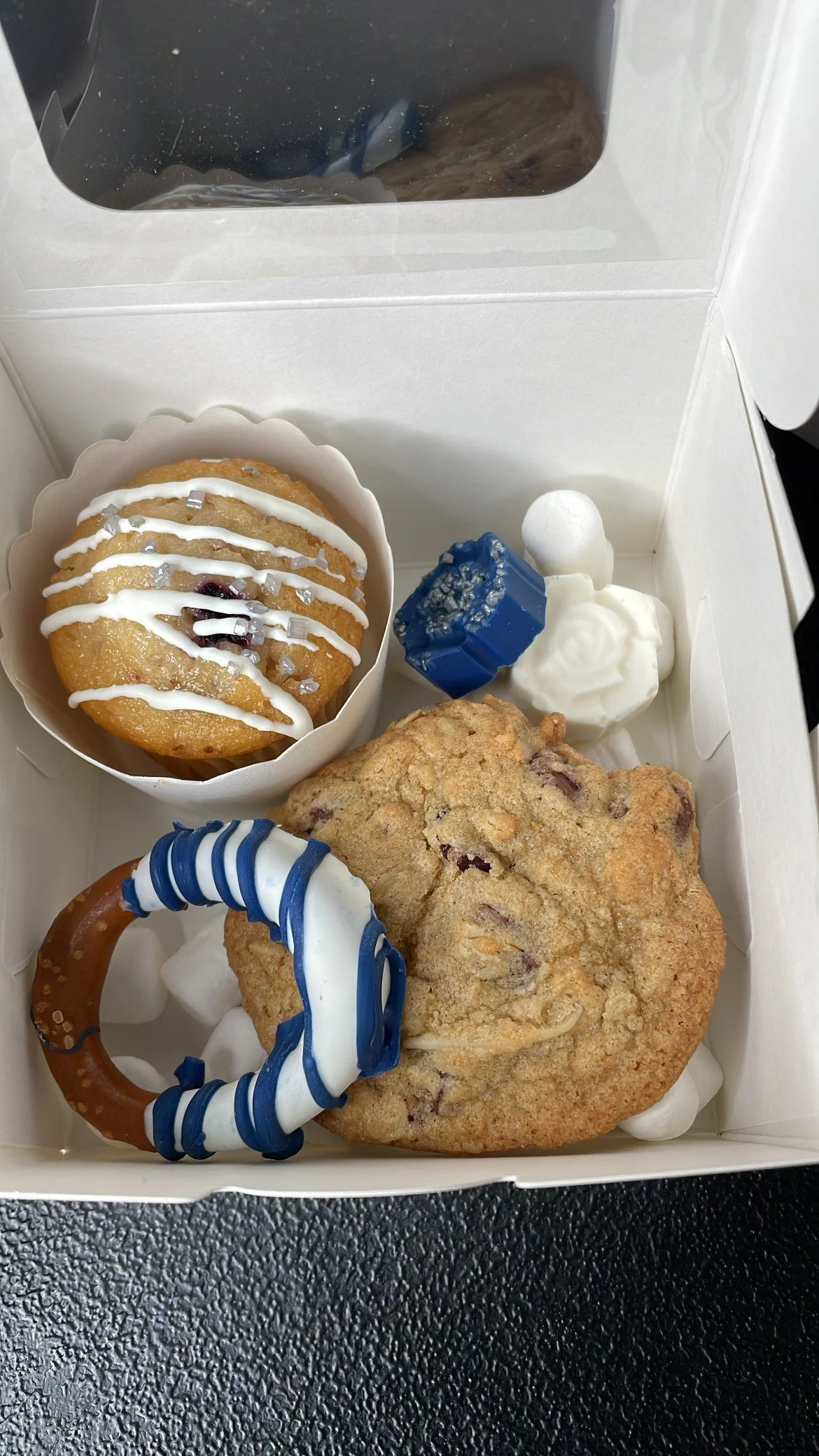 treatbox1.jpg