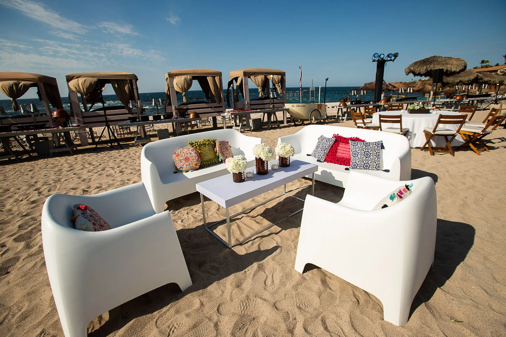 punta-mita-incentive-trip-welcome-reception-beach-24.jpg