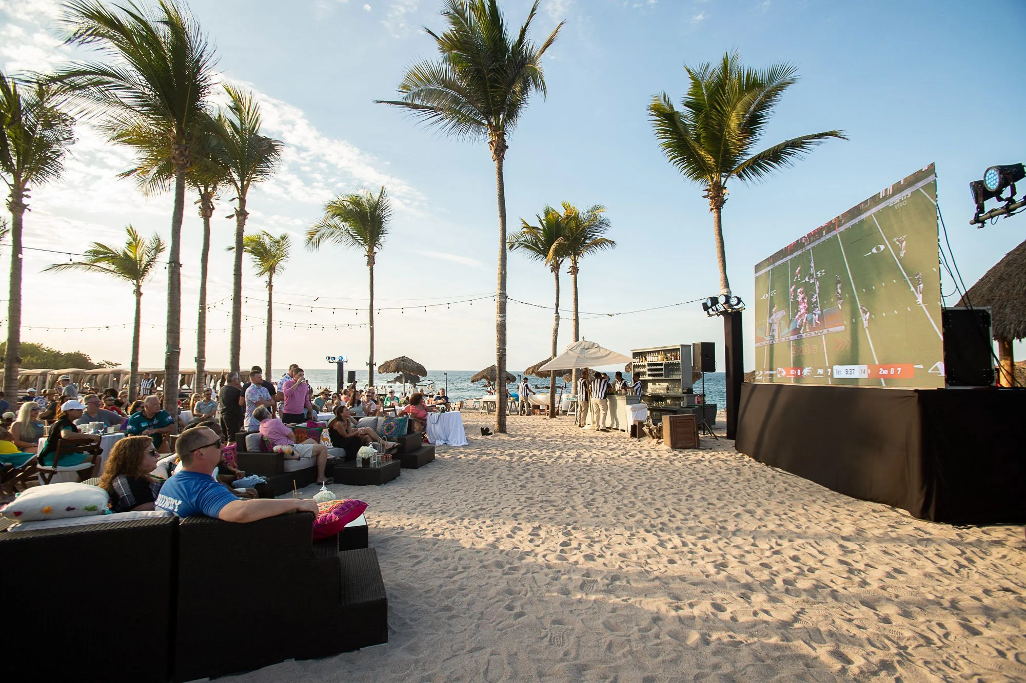 punta-mita-incentive-trip-welcome-reception-beach-37.jpg