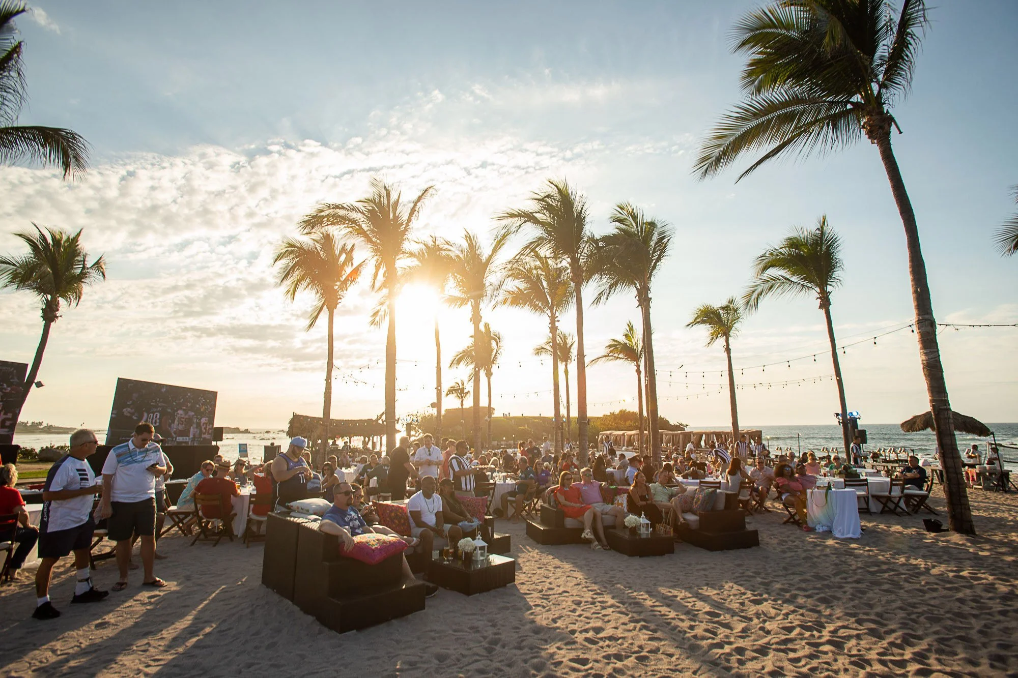 punta-mita-incentive-trip-welcome-reception-beach-35.jpg