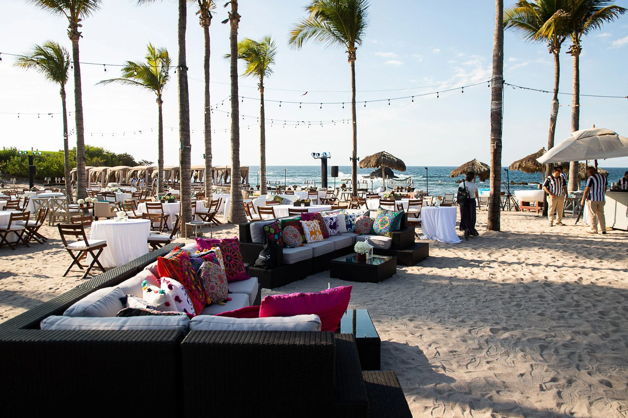 punta-mita-incentive-trip-welcome-reception-beach-30.jpg