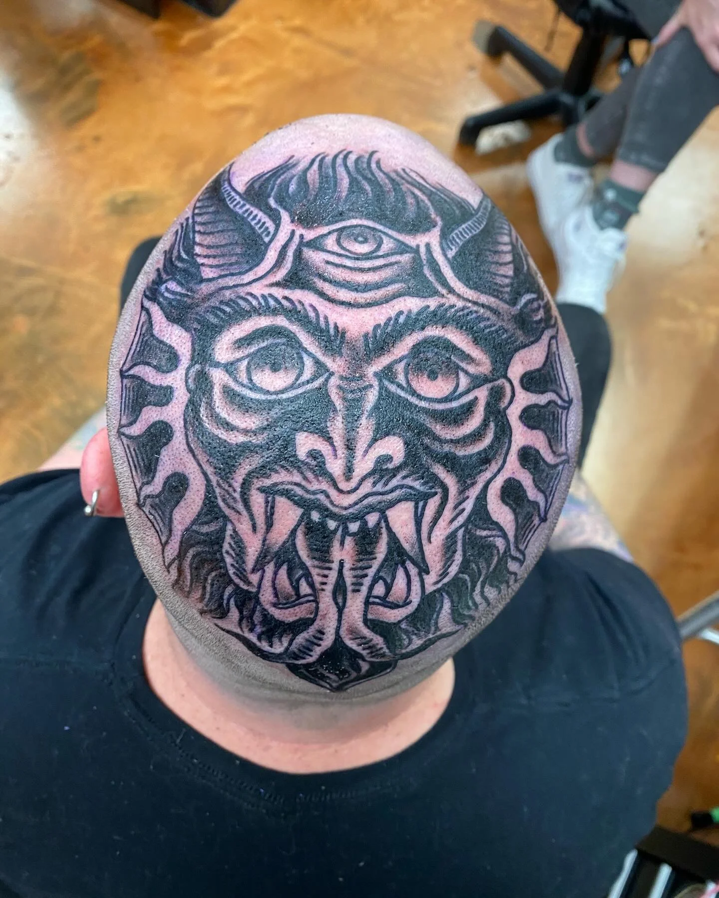 A few dome pieces done on @ferinusfatum by @sietomaldonado back in from the long weekend taking walk-ins all day today and tomorrow or stop in to setup an appointment!!! #45thstreettattoo #headtattoo #blackandgreytattoo