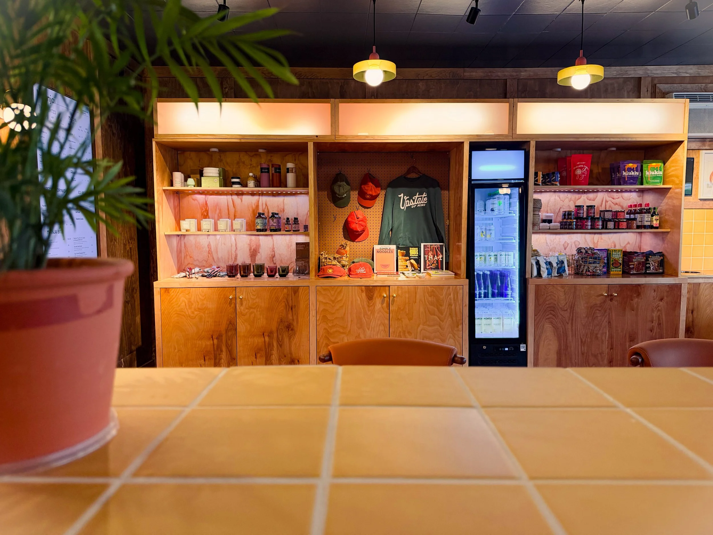 store-2.jpg