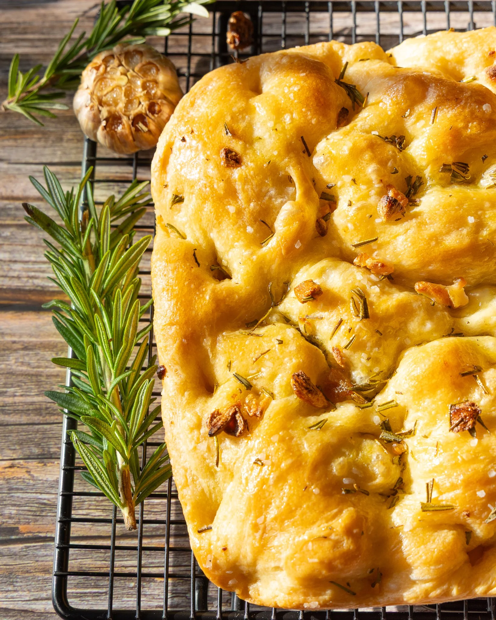 Roasted Garlic Rosemary Focaccia: The Best Overnight Focaccia Bread Recipe