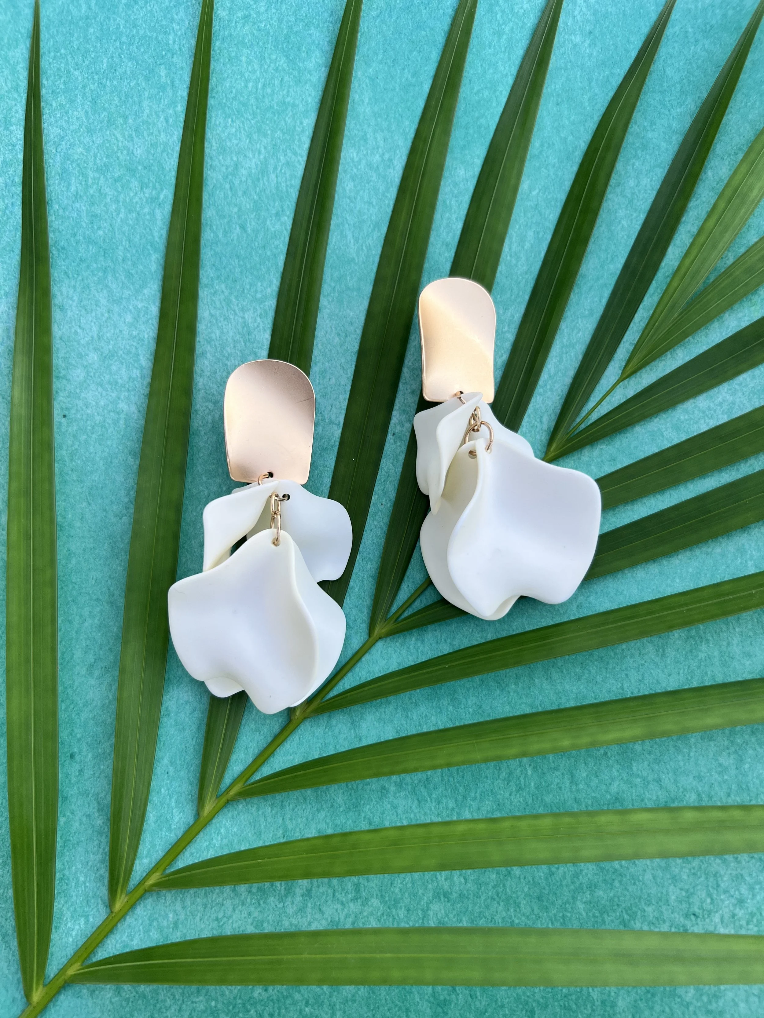 Ivory Current Drops
