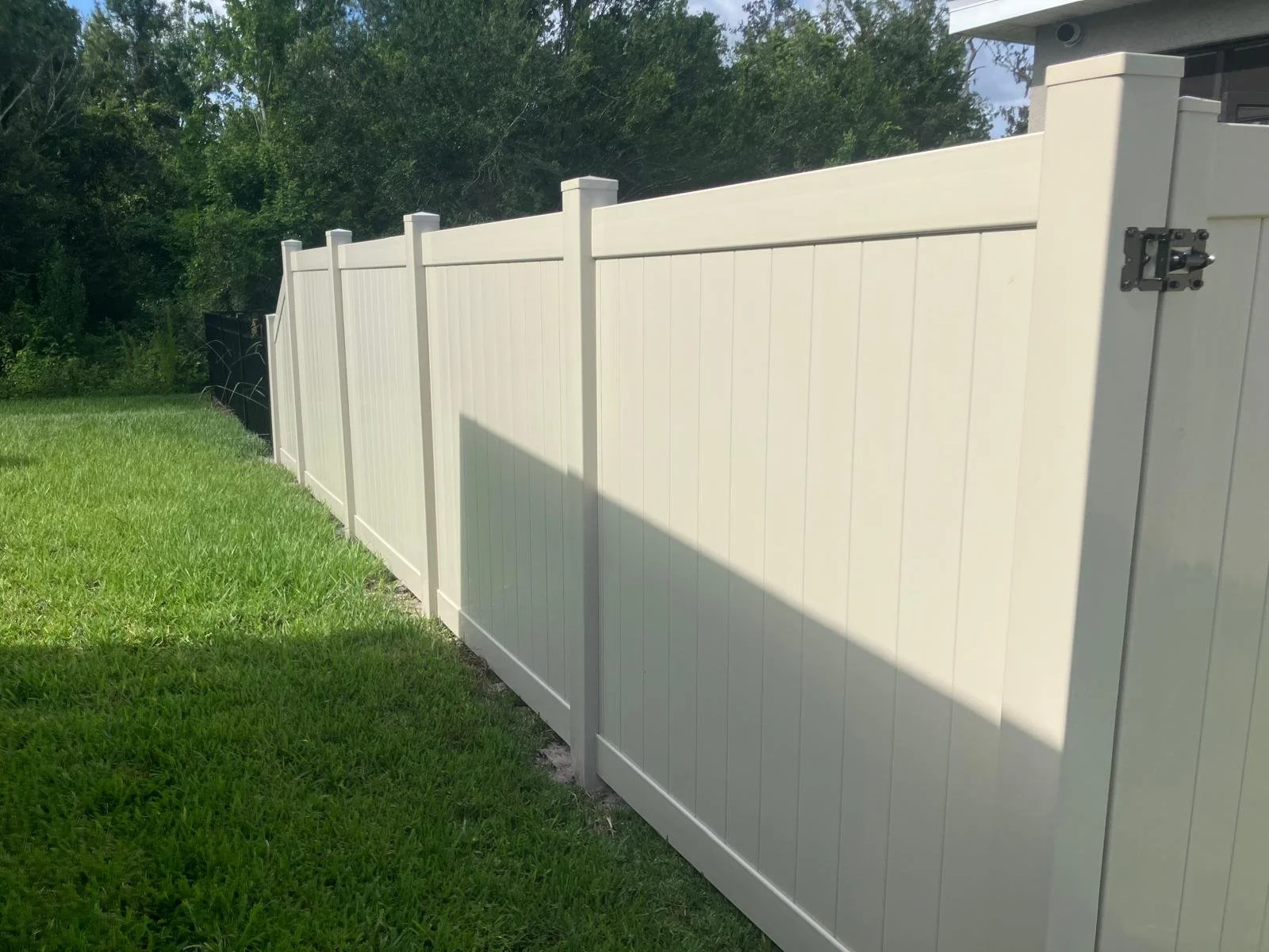 Vinyl Fence Installation