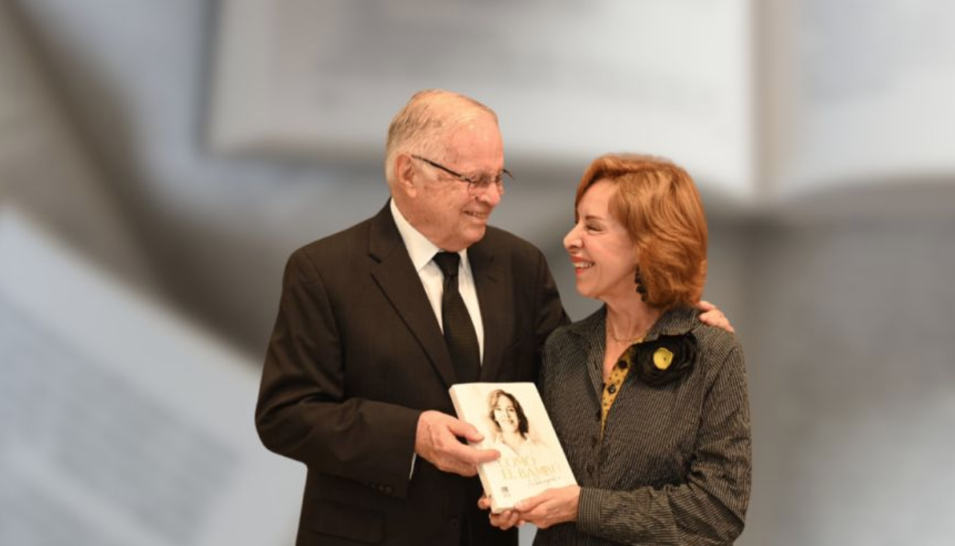 Ex primera dama lanza su autobiografía