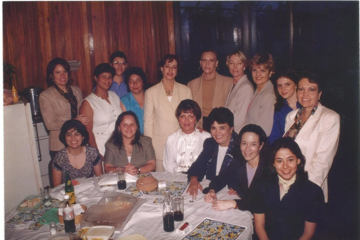 Gracias a las mujeres en celebración del “Día Internacional de las Mujeres”