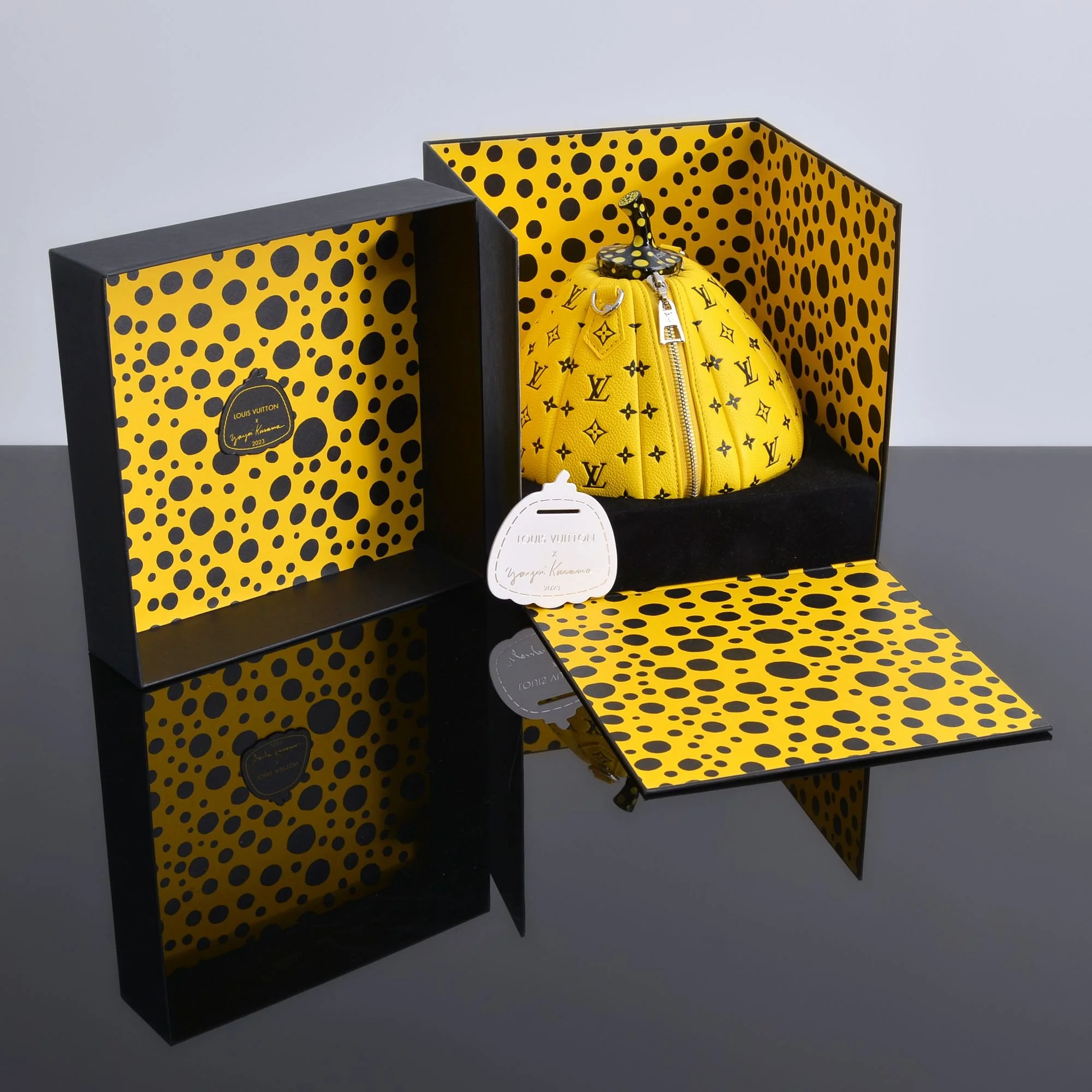 carousel_05_kusama_blog.jpeg