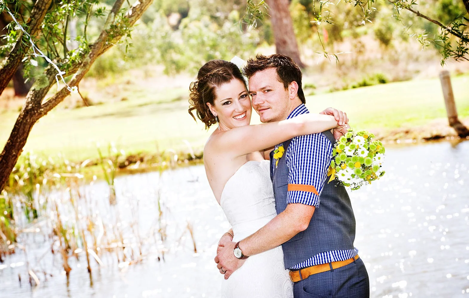 professional wedding albums in Perth online