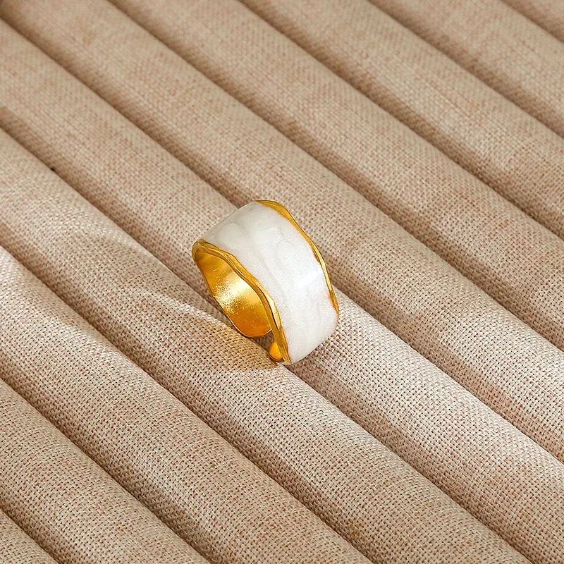 The Ebony Ring