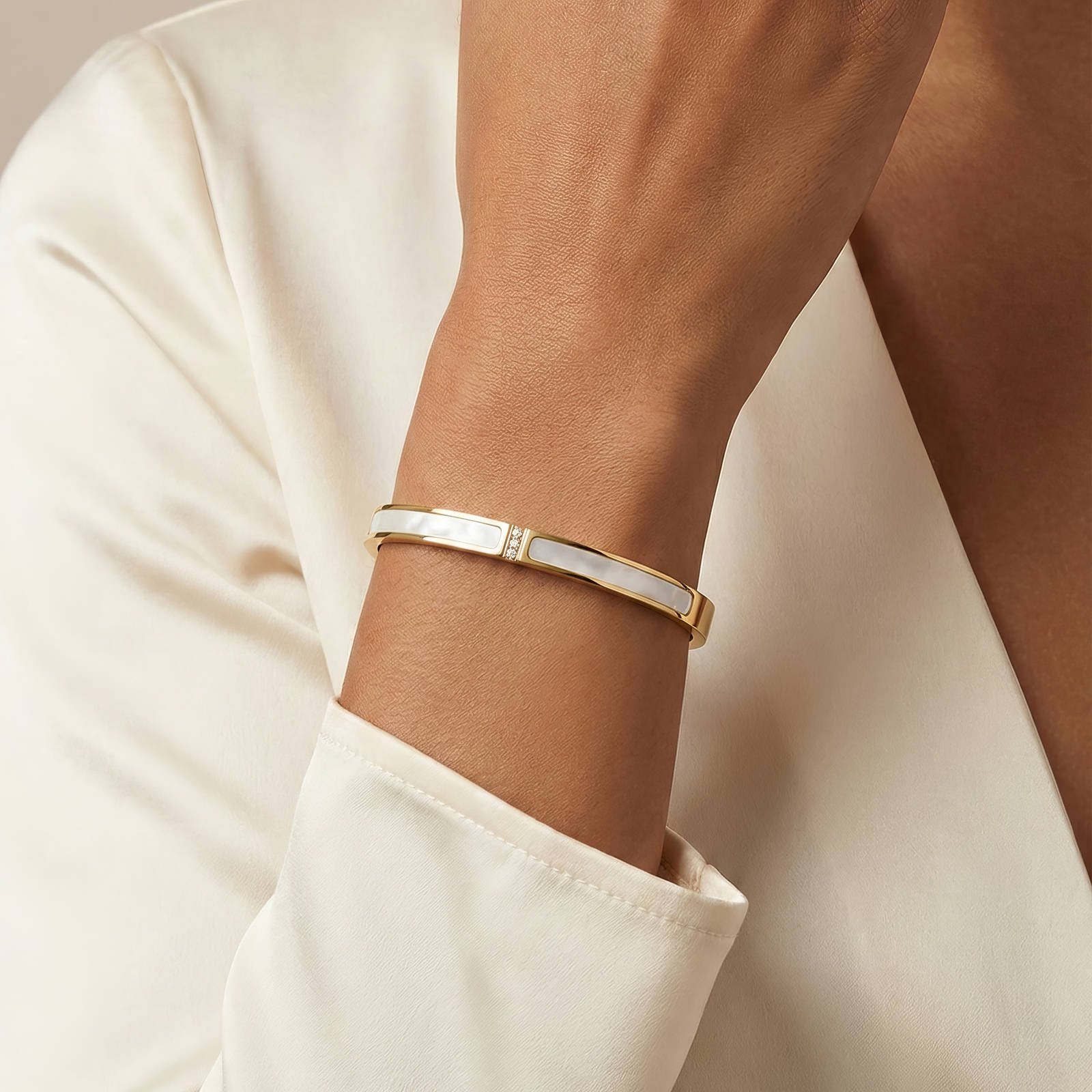 Lorraine Bangle.jpg